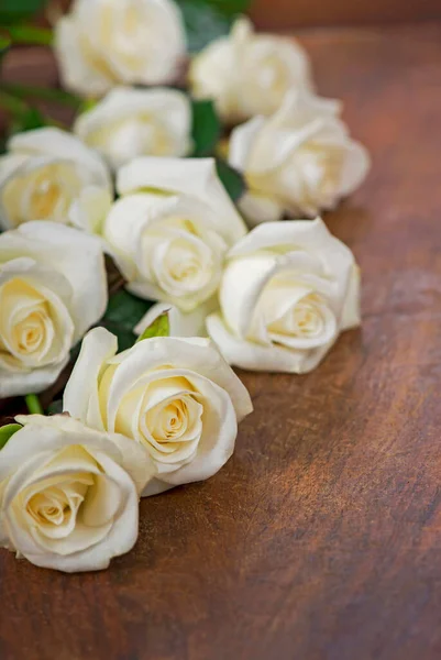 Bouquet White Rose Green Leaves — Stockfoto
