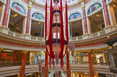 Festival alışveriş merkezi