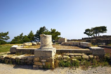 Antik kamiros kalıntıları.