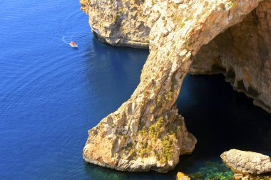 blue grotto Malta Güneydoğu kıyıları.