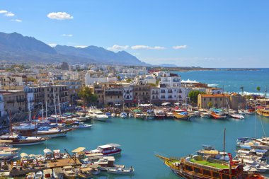 Girne, Kıbrıs'ın eski limanda.