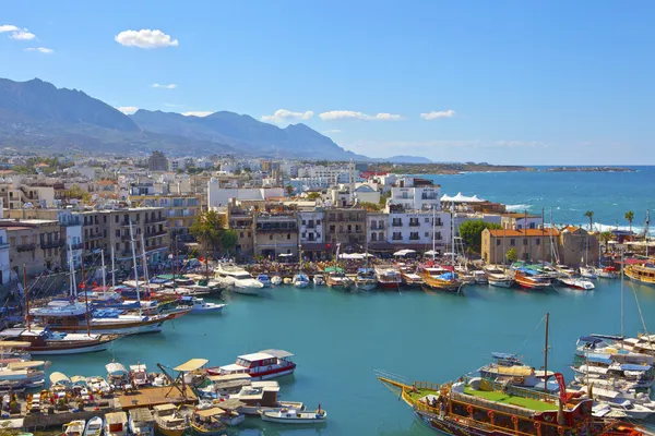 在凯里尼亚，塞浦路斯的旧海港. — 图库照片