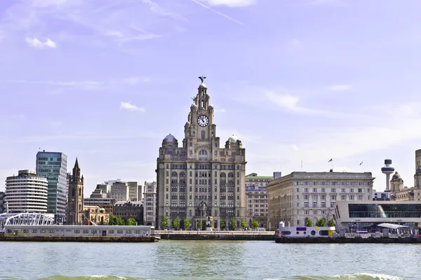 Pier head in liverpool, Engeland. — Stockfoto