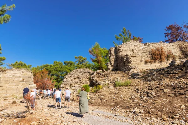 Side November 2021 Tourists Visiting Greco Roman Remains Town Seleucia — 스톡 사진