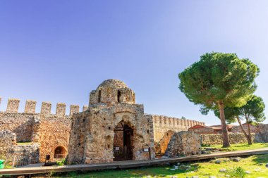 Bizans döneminden Aziz George Kilisesi - Alanya Şatosu 'ndaki İç Kale, Güney Türkiye.