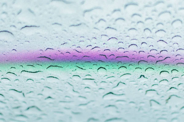 Regnbåge Glasluckan Bilen Med Regndroppar — Stockfoto
