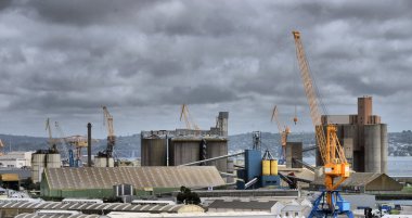 Kargo vinç, gemi ve tahıl