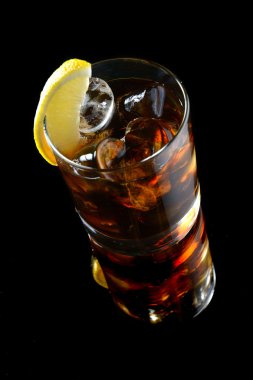 buz cola Viski kokteyli