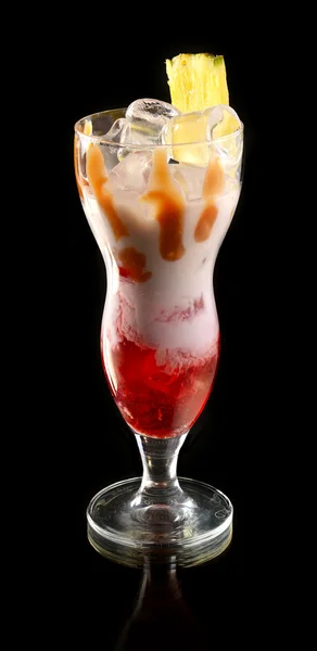 Cocktail con succo e panna — Foto Stock