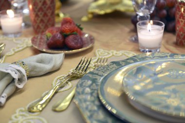 Lüks tatil yer (tablo) ayarlama