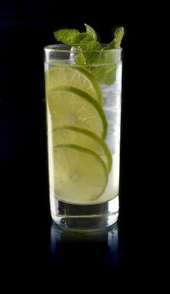 Lemonade with lime and ice — Stock Photo, Image