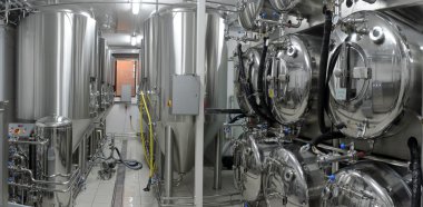 satır MICROBREWERY tankları