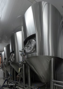 satır MICROBREWERY tankları