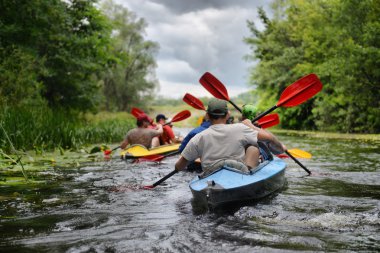 2014 Ukrayna Nehri sula Nehri rafting editoryal fotoğraf kanosu