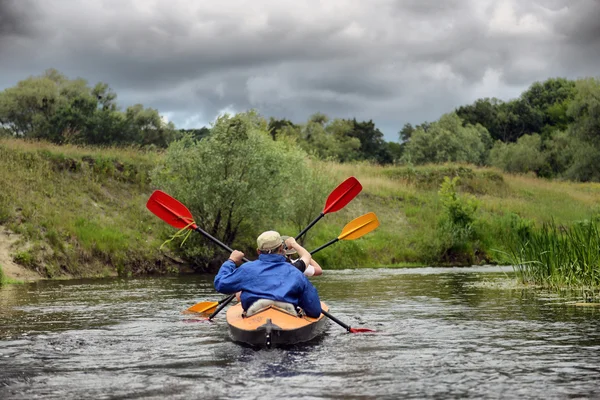 Nehir, sula, Ukrayna, nehir kanosu editoryal fotoğraf rafting — Stok fotoğraf