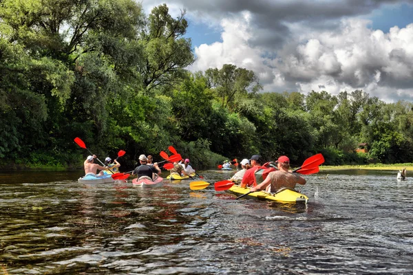 nehir, sula, Ukrayna, nehir kanosu editoryal fotoğraf rafting