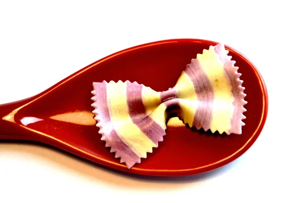 yay makarna üzerine bir kaşık