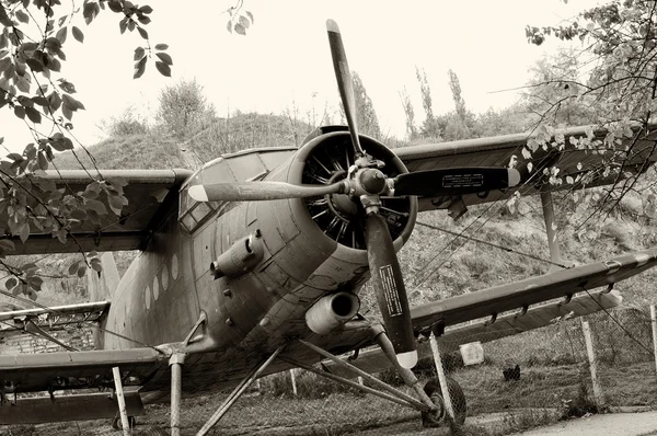 Gamla sovjetiska plan - en-2 — Stockfoto