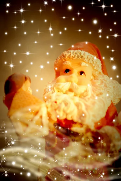 Рождественская открытка, Санта Клаус в звездную ночь — стоковое фото