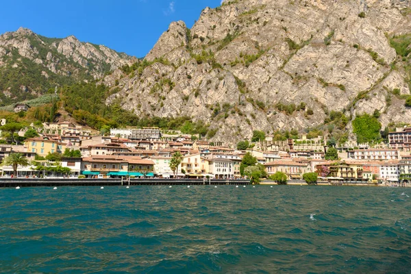 Bellissimo Lago Garda Italia Visto Bordo Traghetto Turistico Una Bella Immagini Stock Royalty Free