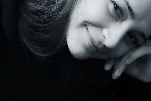 아름다운 미소짓는 여인 — 스톡 사진