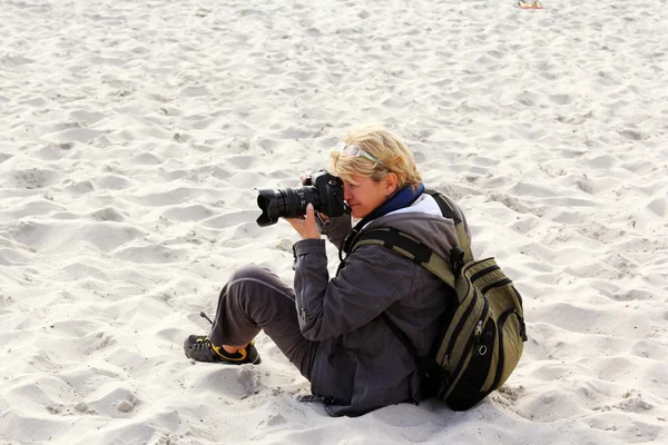 Woman the photographer — Stock Photo, Image