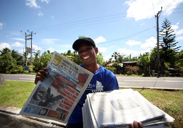 El vendedor de periódicos — Foto de Stock