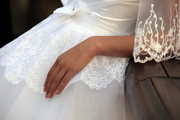 Bride hand — Stock Photo, Image
