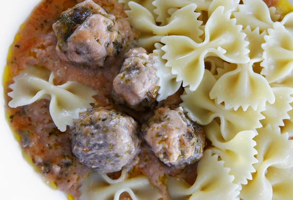 Albóndigas y pasta — Foto de Stock