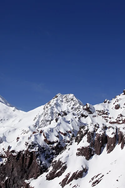 Berg i moln — Stockfoto