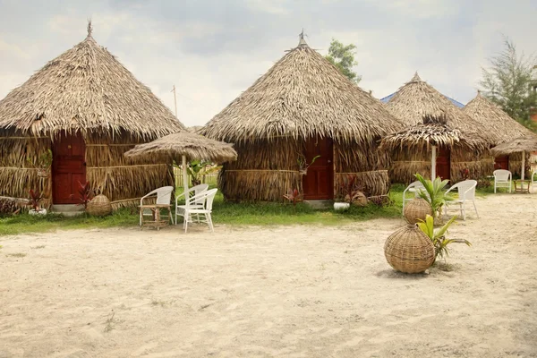 Bungalow sulla spiaggia — Foto Stock