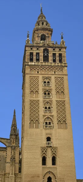 Wieża Giralda w Sewilli — Zdjęcie stockowe