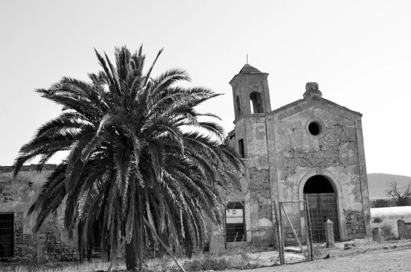 Cortijo del fraile, boerderij waar zich heeft voorgedaan het feit dat geïnspireerd de boek bloed bruiloften van federico garcia lorca en de scène van films van het oude westen — Stockfoto