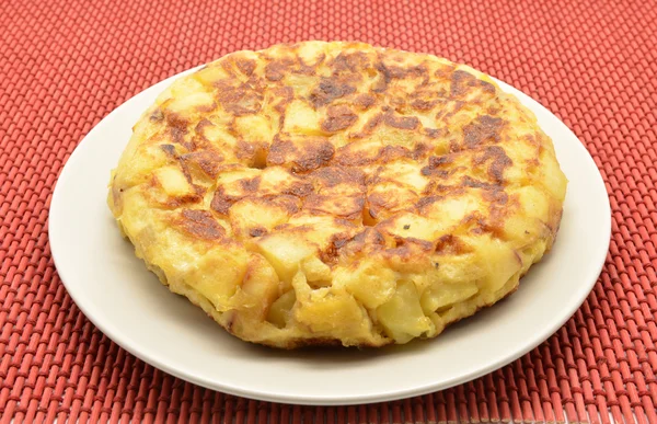 Hiszpańska tortilla (omlet z ziemniakami i cebulą) — Zdjęcie stockowe