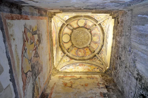 Gewölbe der Kapelle des Heiligen Christopher in den Ruinen von Santa Maria, cazorla — Stockfoto