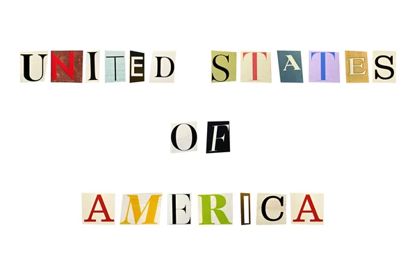Verenigde Staten van Amerika woord gevormd met tijdschrift letters op een witte achtergrond — Stockfoto