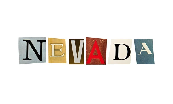 Nevada ord bildas med tidningen bokstäver på vit bakgrund — Stockfoto