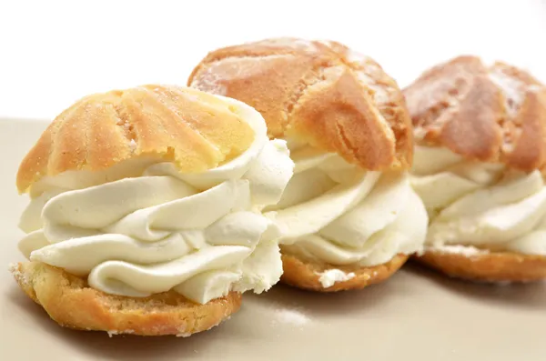 Fresh Cream Puffs — Stock Photo, Image