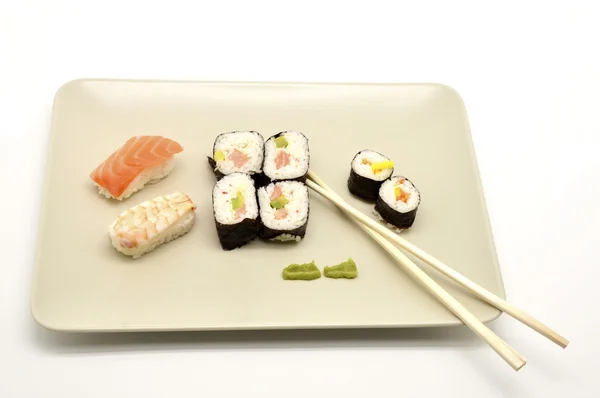 Plaat met sushi — Stockfoto