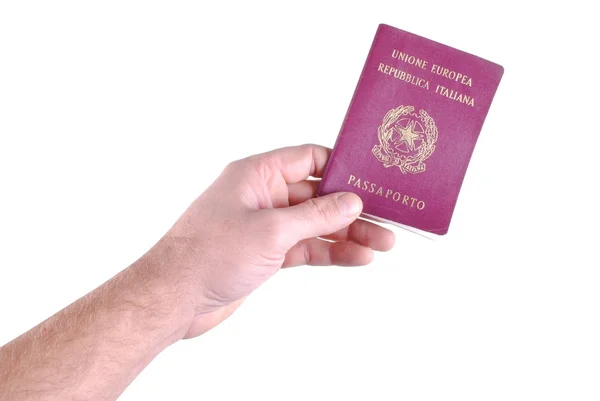 Man hand houdt een Italiaans paspoort geïsoleerd op wit — Stockfoto