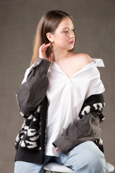 Beautiful Girl White Shirt Warm Gray Sweater Gray Background — Stock Photo, Image