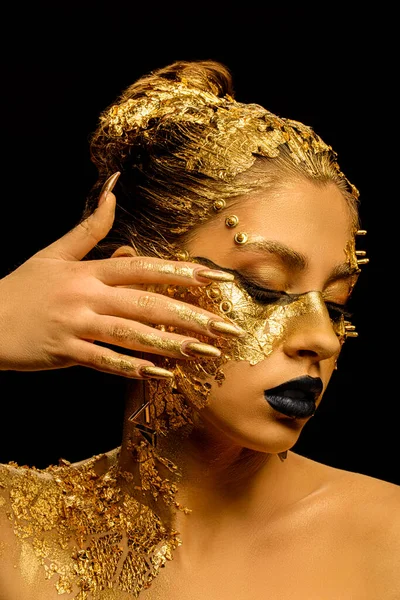 Fashion Art Golden Skin Model Girl Festive Golden Glamorous Shiny — Fotografia de Stock