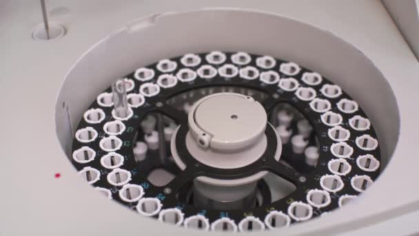 Moderne Robotical Machine Voor Centrifuge Bloed Urine Testen Ziekenhuis Laboratoria — Stockvideo