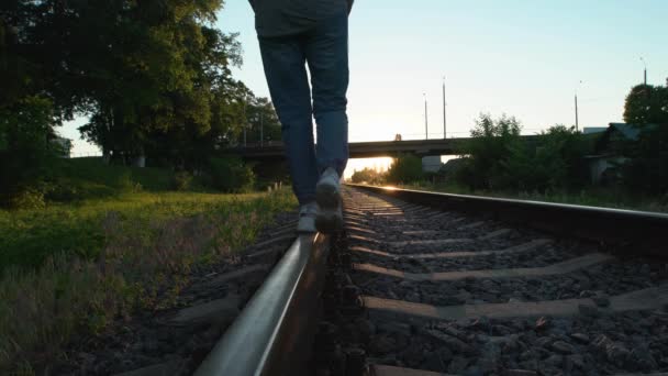 Close Women Legs Krasovki Rails Beautiful Elderly Woman Walks Railroad — Vídeo de stock