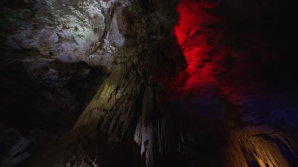 Stalattiti Stalagniti Nella Grotta Prometeo Georgia — Video Stock