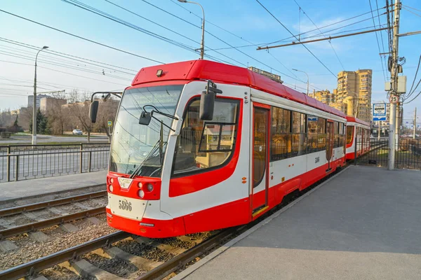 Volgogrado Rusia Mayo 2021 Metrotram Tranvía Subterráneo Parte Superior Del — Foto de Stock