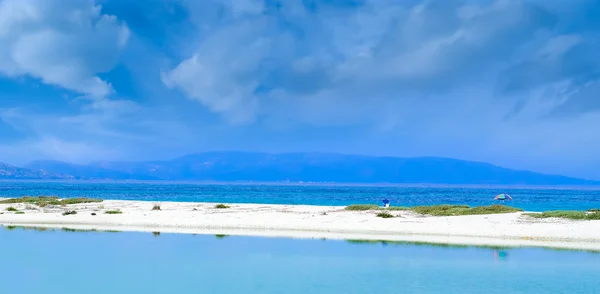 Lagoa e mar — Fotografia de Stock