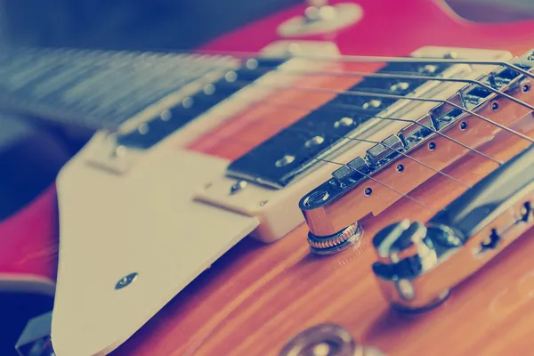 Cuerdas de guitarra en tono vintage —  Fotos de Stock