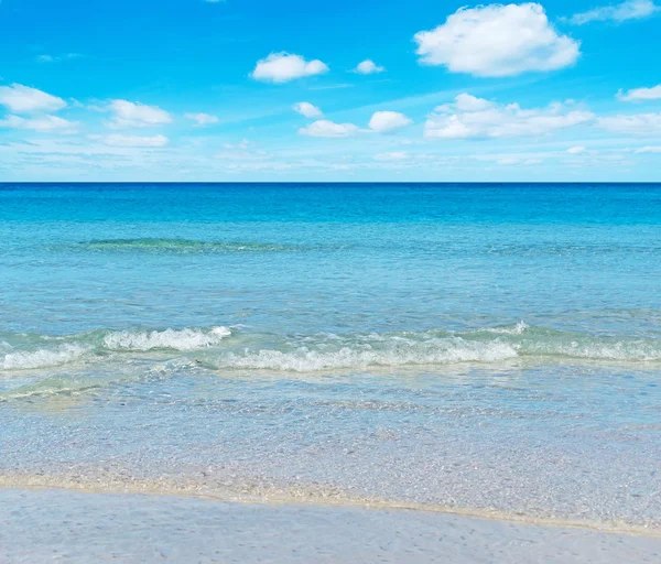 Acqua e cielo blu — Foto Stock