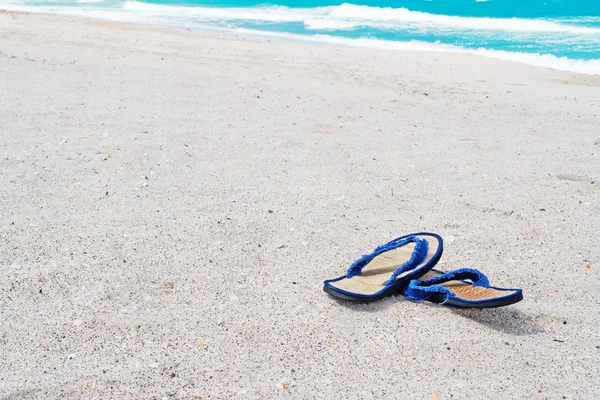 Wicker flip flop — Stock Photo, Image